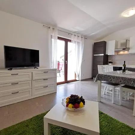 Apartment Ferienwohnung Fur 4 Personen In Crikvenica, Kvarner Bucht - B43367