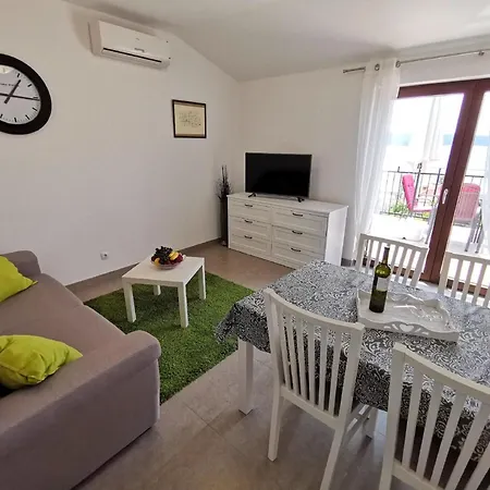 Ferienwohnung Fur 4 Personen In Crikvenica, Kvarner Bucht - B43367