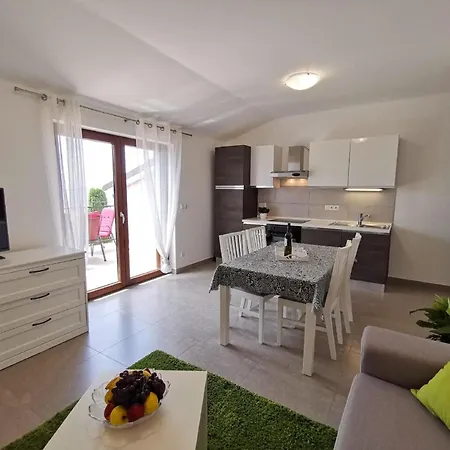 Ferienwohnung Fur 4 Personen In Crikvenica, Kvarner Bucht - B43367 Apartment