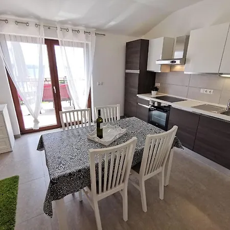 Ferienwohnung Fur 4 Personen In Crikvenica, Kvarner Bucht - B43367 *